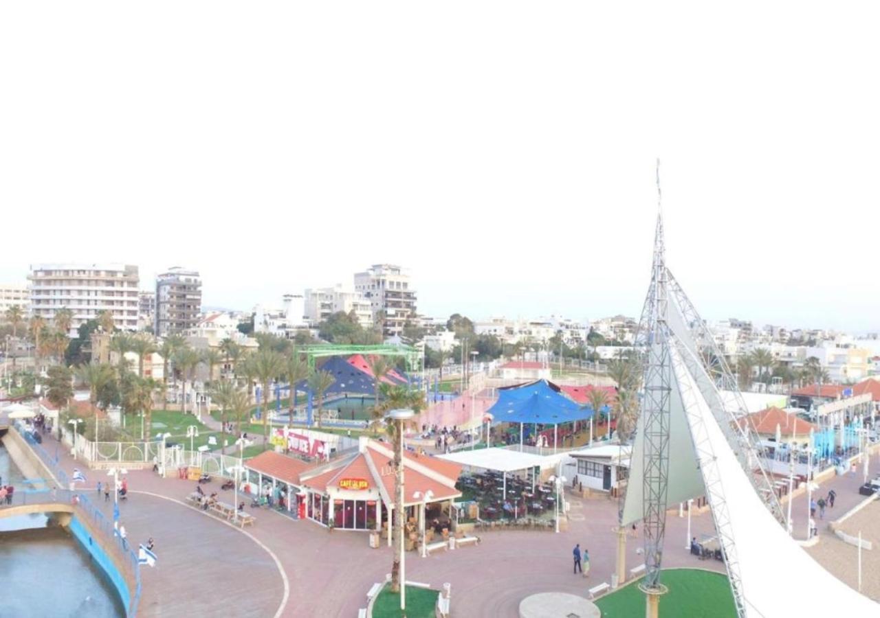 Balfour Sea View City Center Naharia Buitenkant foto