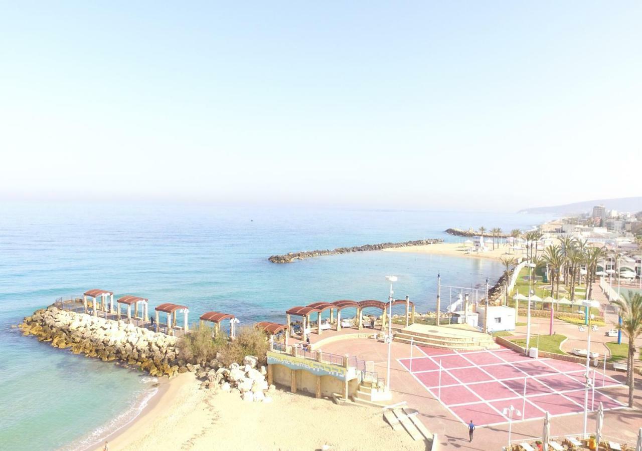 Balfour Sea View City Center Naharia Buitenkant foto